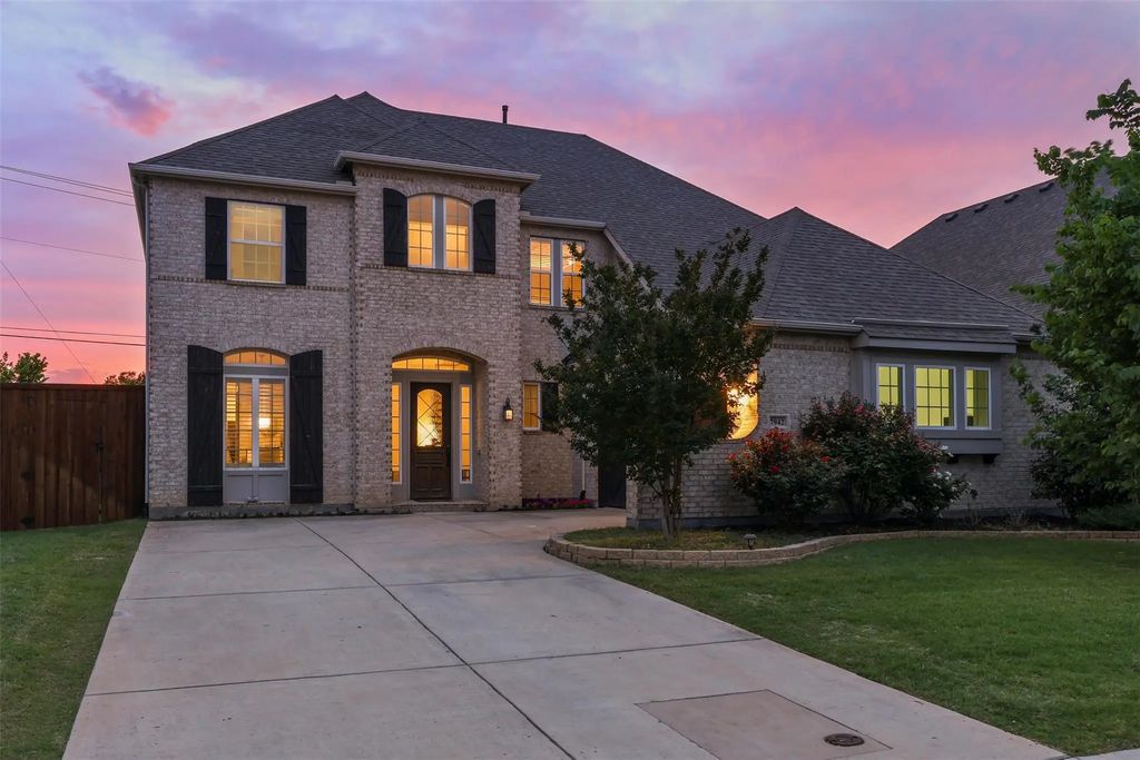 7942 Sarahville Drive, Dallas