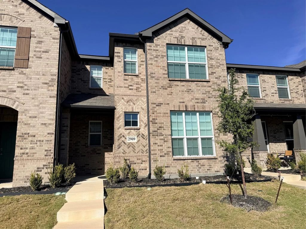 2909 Bluets Drive, Mesquite