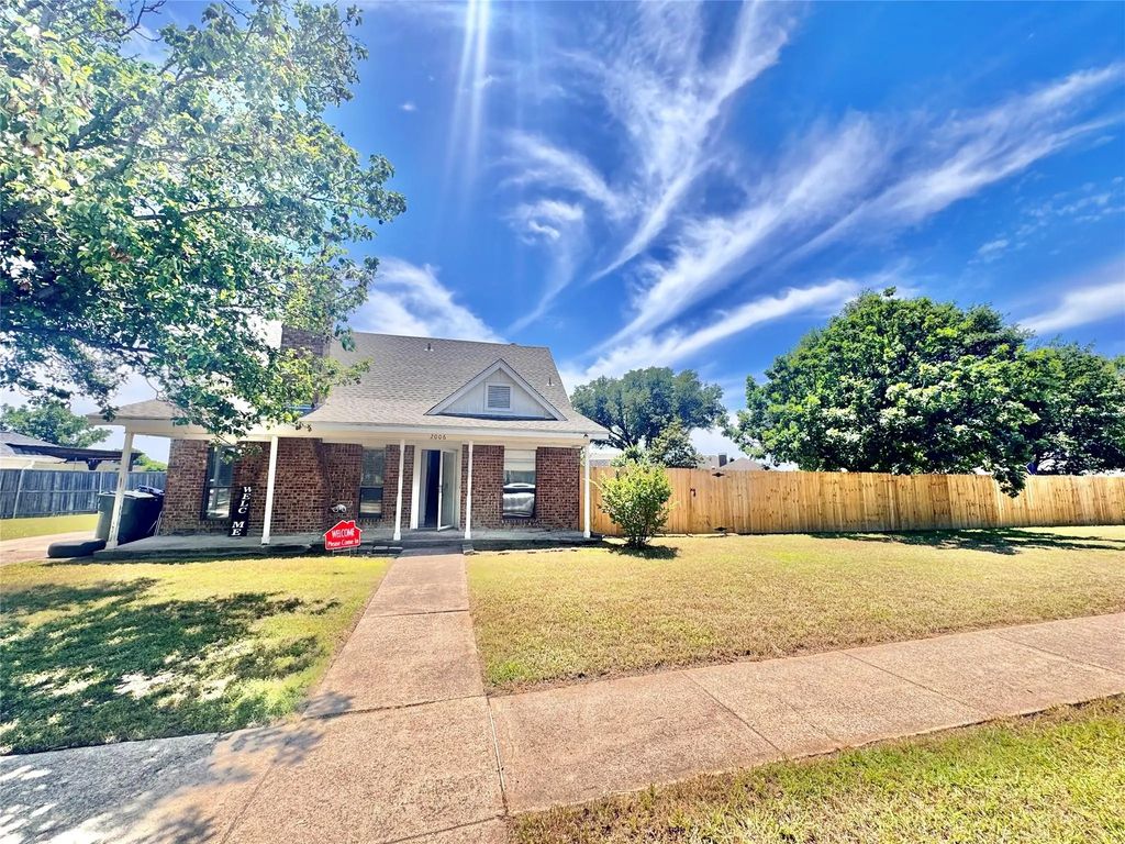 2006 Toulon Lane, Carrollton
