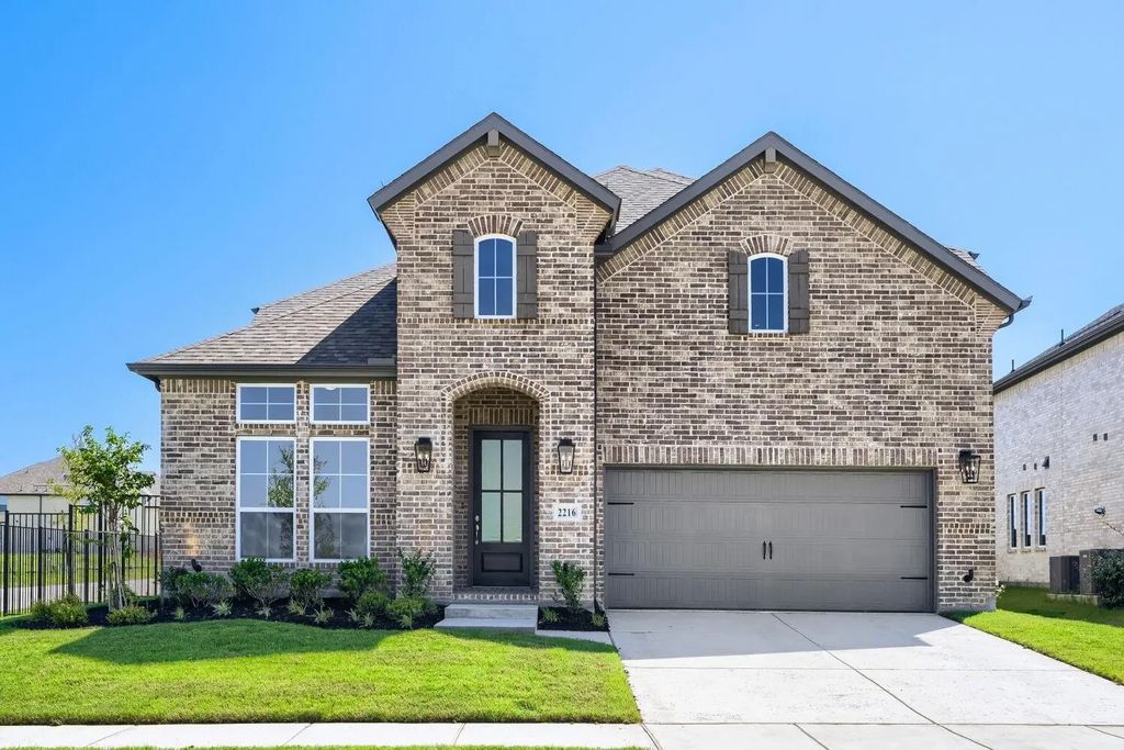 2216 Ten Mile Creek Road, Celina