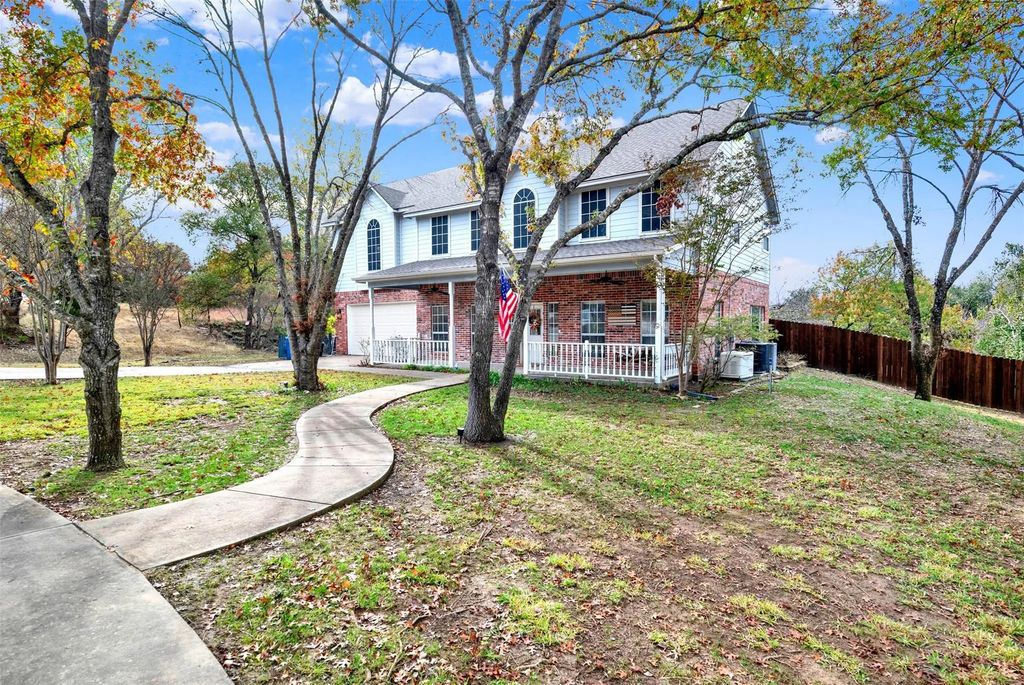 152 Valley View Court, Willow Park