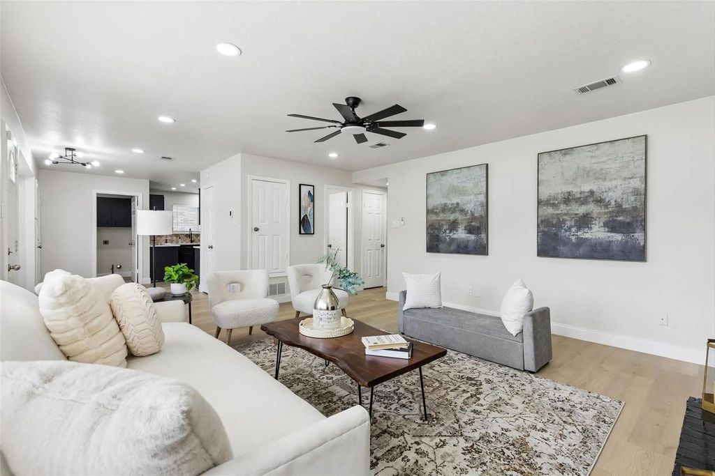 2069 Cameo Drive, Lewisville