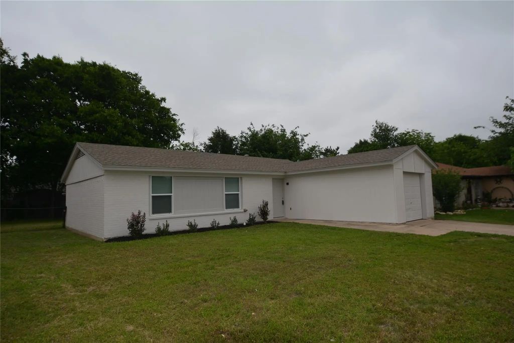 3829 Arnold Drive, Fort Worth