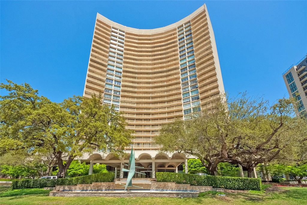 6211 W Northwest Highway G509, Dallas
