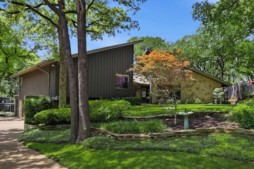 5 Country Place Circle, Dalworthington Gardens