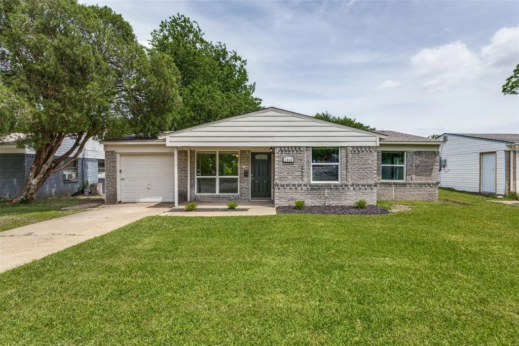 4518 Motley Drive, Mesquite