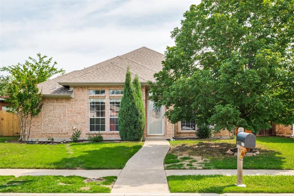 2155 Arbor Creek Drive, Carrollton