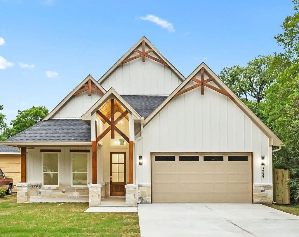 3037 Hiawatha Trail, Lake Worth