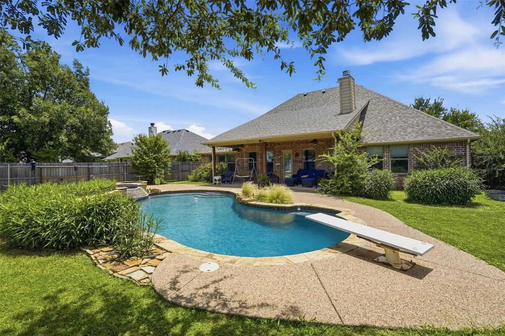 107 Clyde Drive, Aledo