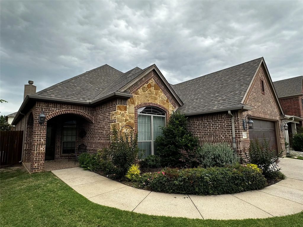 9421 Wood Duck Drive, Fort Worth