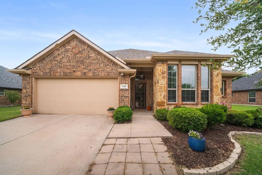 112 Sumac Drive, Waxahachie