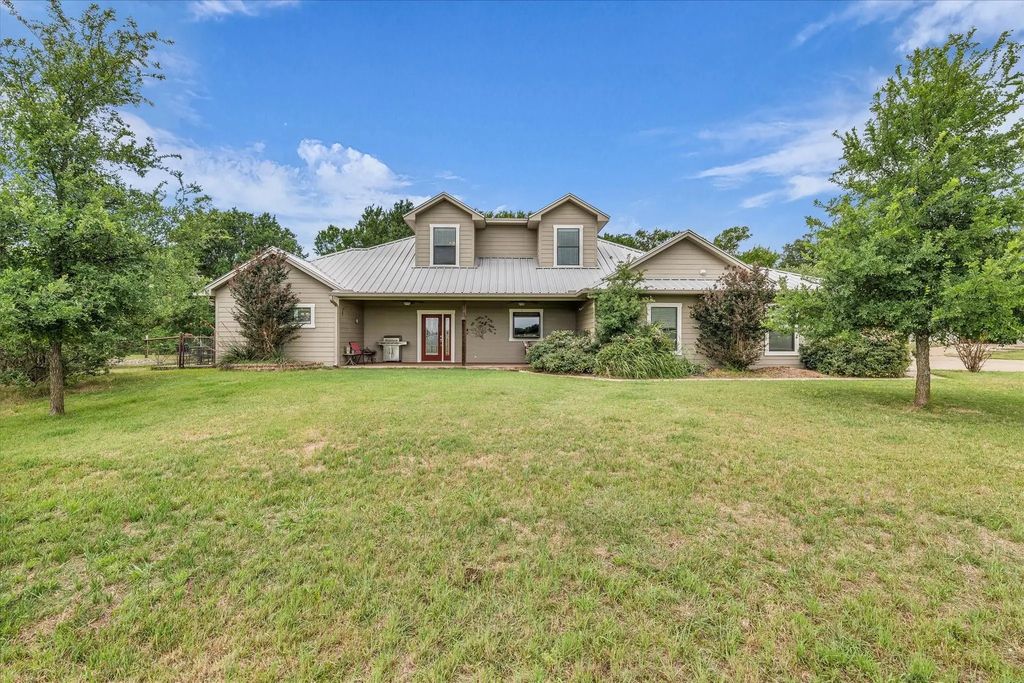 613 Bone Road, Valley Mills