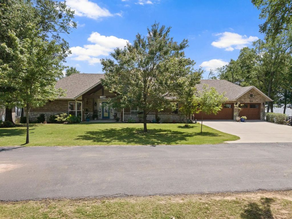 398 Private Road 2939, Pittsburg