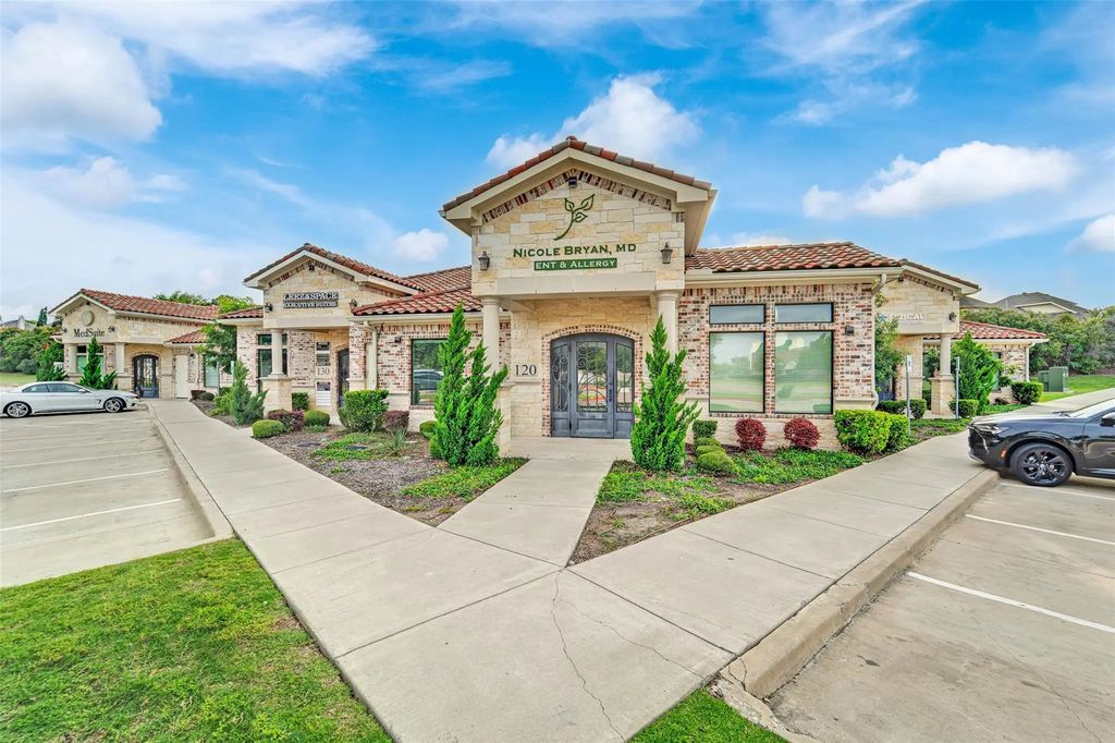 1790 King Arthur Boulevard 120, Carrollton