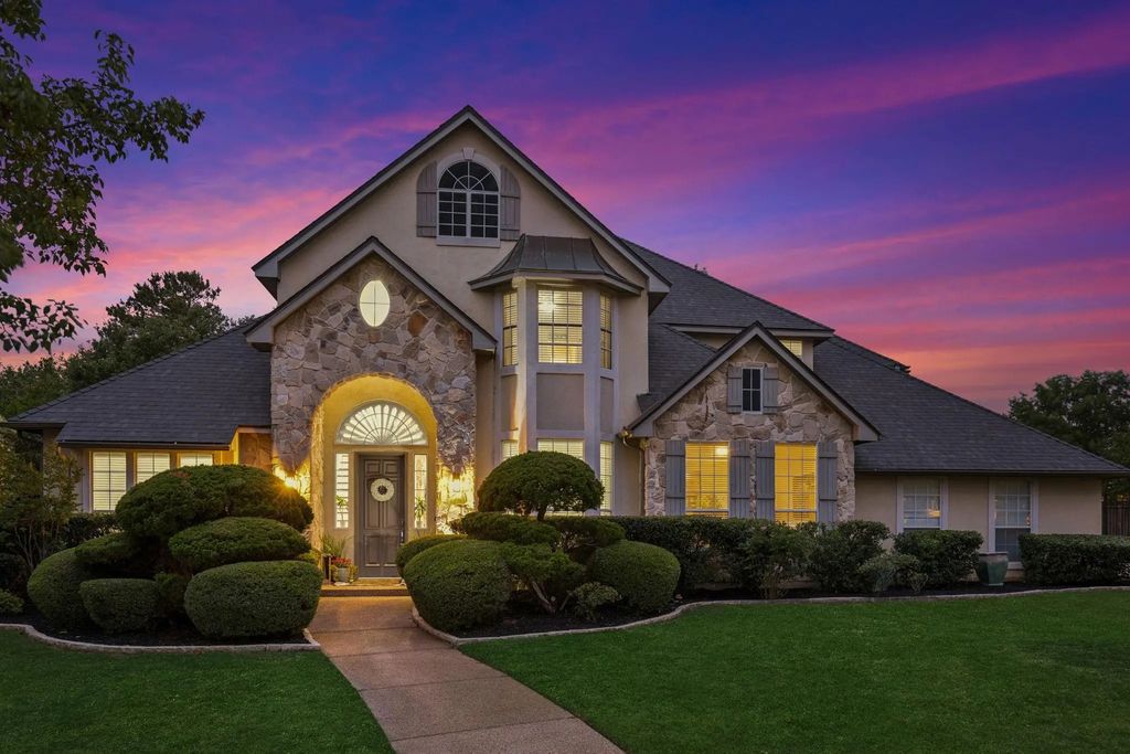 804 Princeton Court, Southlake