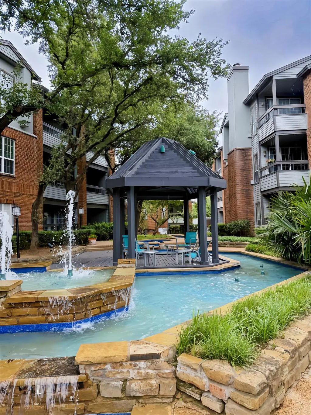 1650 Ascension Bluff Drive 244, Arlington