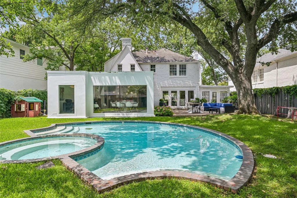 4521 Lorraine Avenue, Highland Park