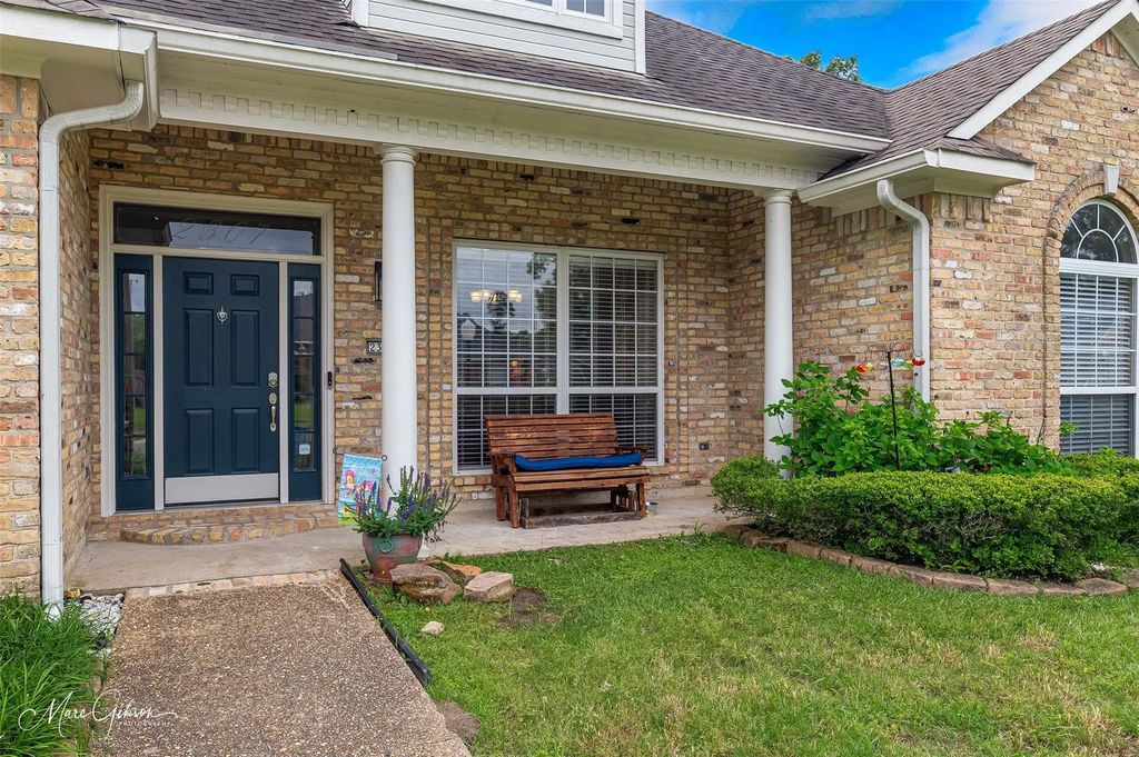2307 Dove Hollow Drive, Shreveport