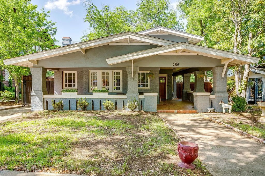 2208 Mistletoe Avenue, Fort Worth