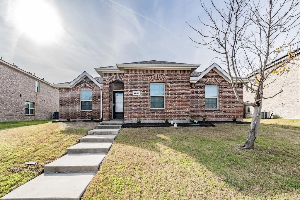 1766 Pioneer Way, Lancaster