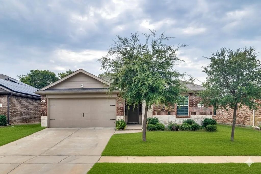 2235 Vance Drive, Forney