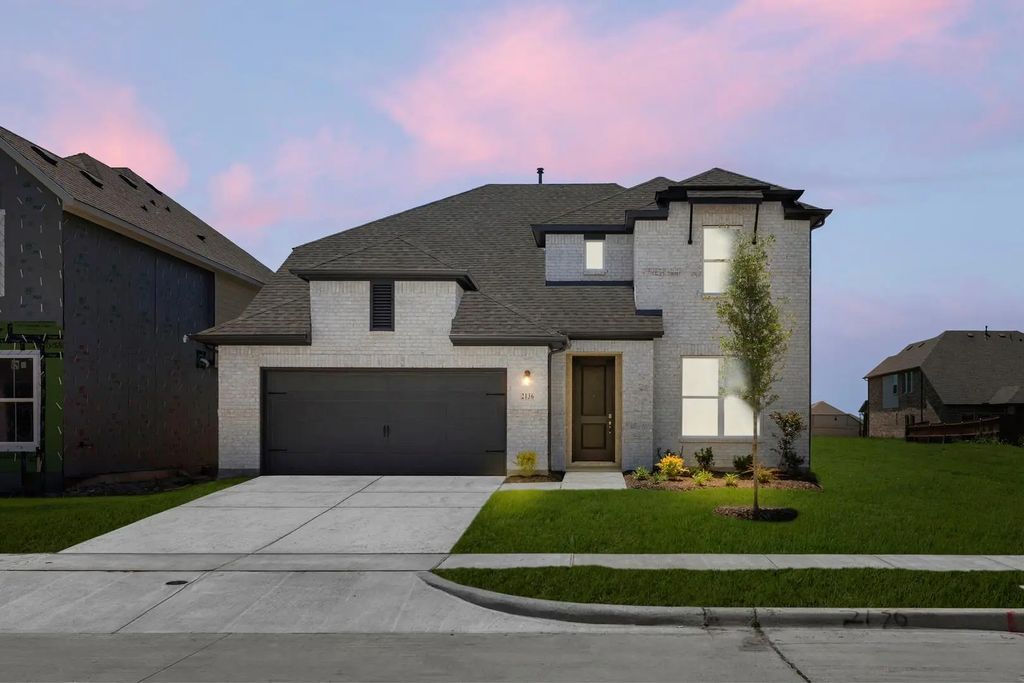 2136 Rhodora Avenue, Forney