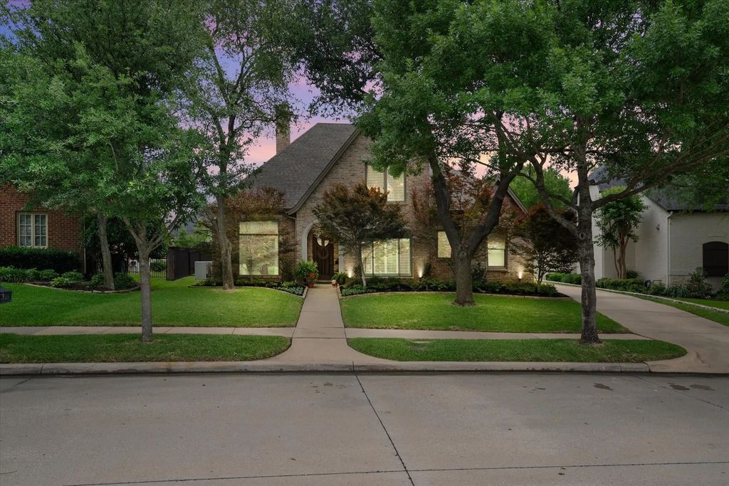 2123 Westchester Drive, Mansfield