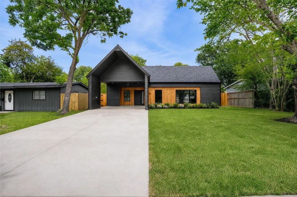 11535 Strand Street, Dallas