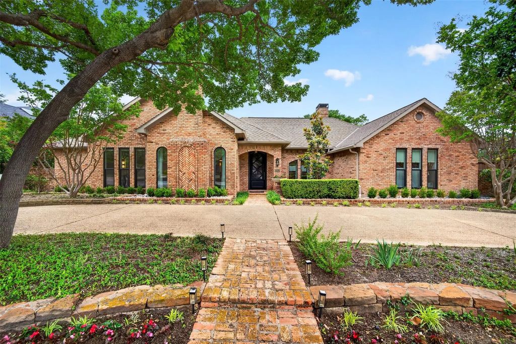 6011 Twin Coves Street, Dallas