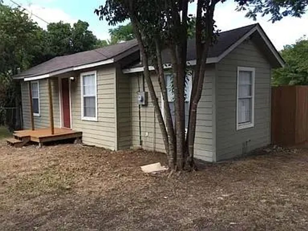 309 S Main Street, Cedar Hill
