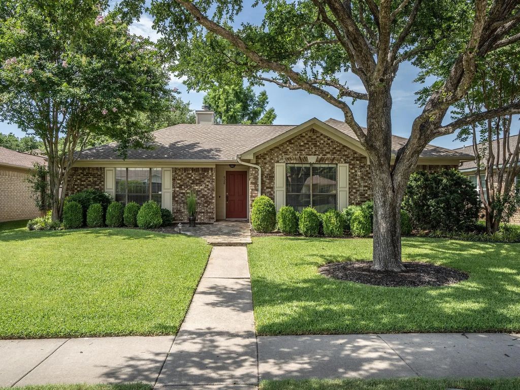 626 Cribbs Drive, Coppell