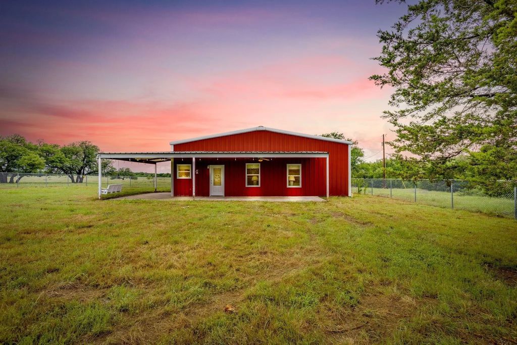 400 S 10th Avenue, Palo Pinto