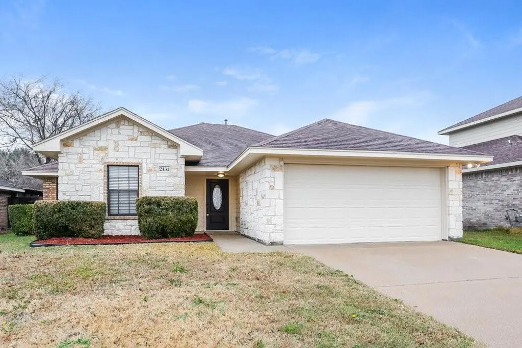 2131 Trishia Lane, Glenn Heights