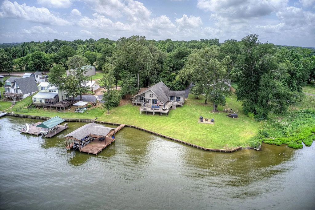 1280 County Road 1416, Quitman
