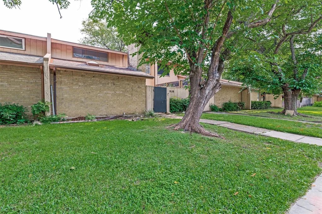5808 Harvest Hill Road, Dallas