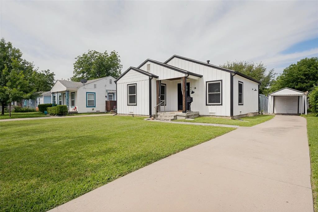 9803 Larga Drive, Dallas