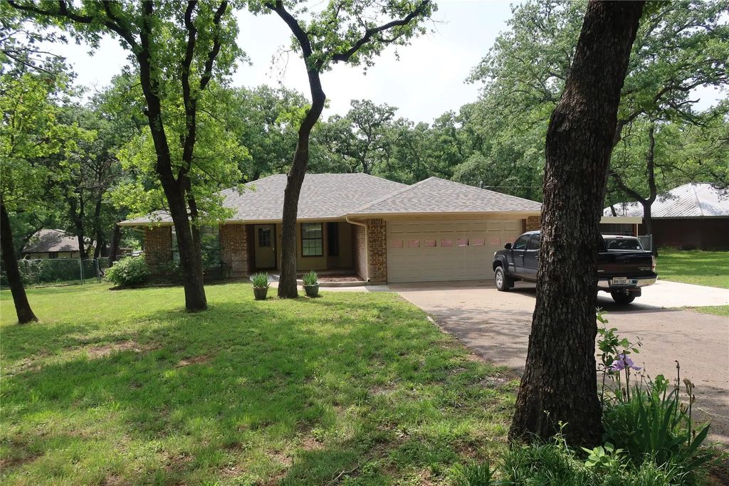 106 Sanchez Creek Court, Weatherford
