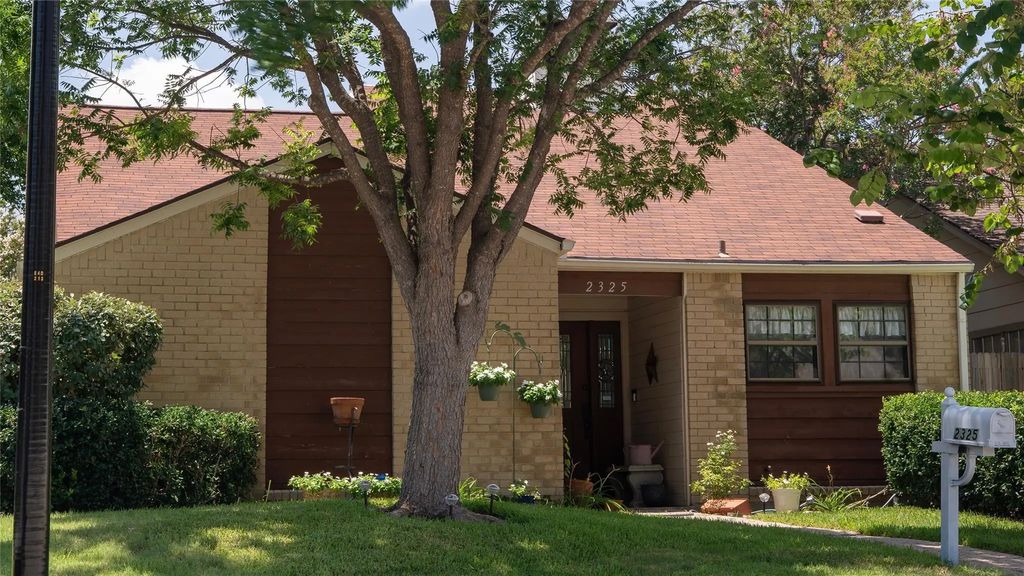 2325 Windy Drive, Garland