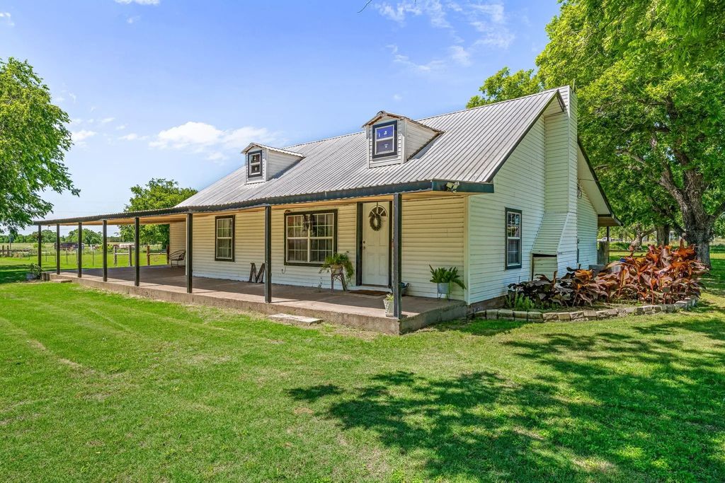 40248 Fm 2481, Hico
