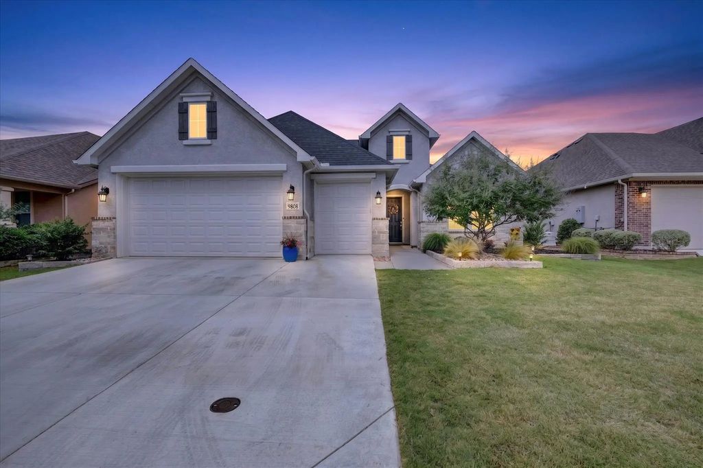 9808 Silver Rock Way, Denton