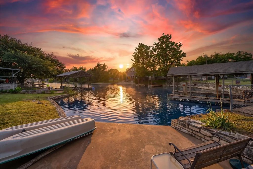 3401 Samoan Court, Granbury