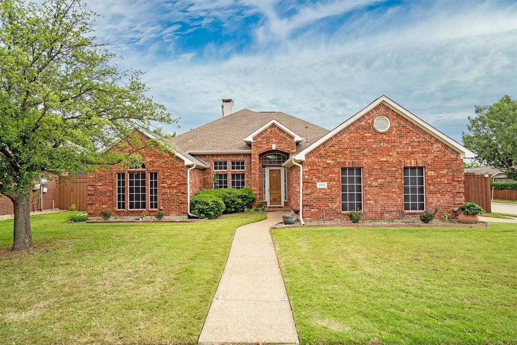 1421 Elmhurst Lane, Flower Mound