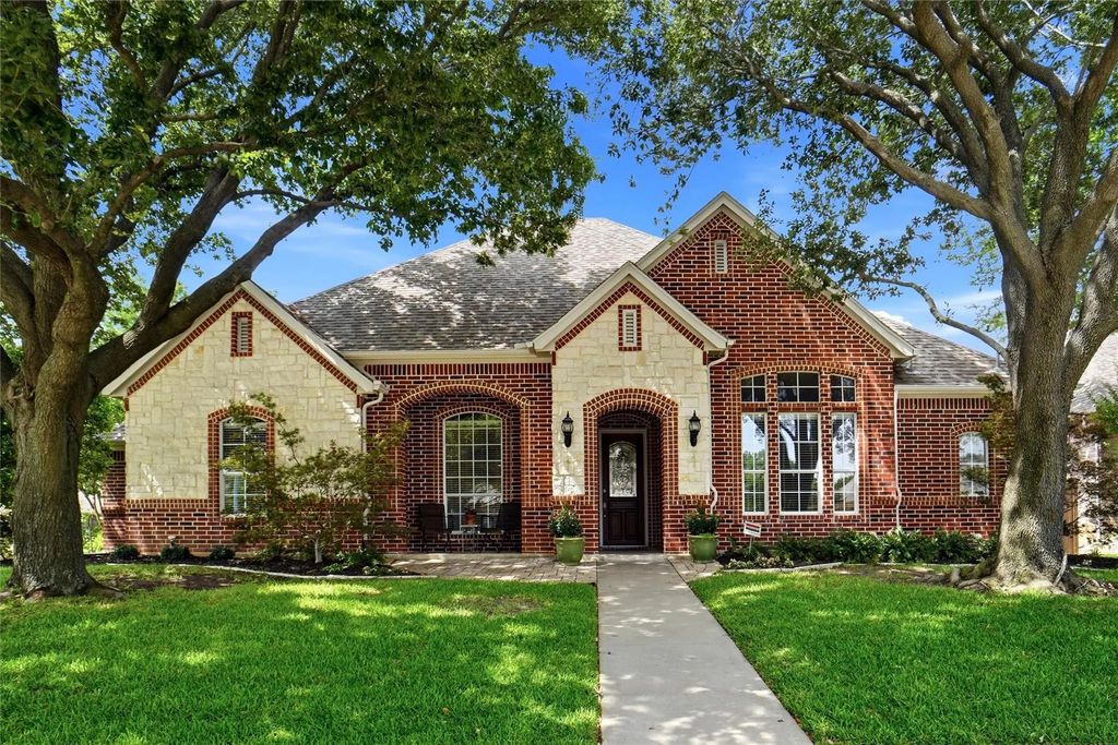 8901 Stratford Drive, North Richland Hills