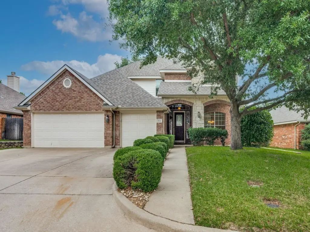 931 Park Forest Drive, Hurst