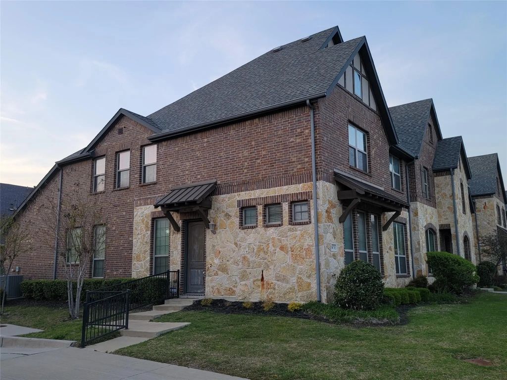 4667a Rhett Lane A, Carrollton