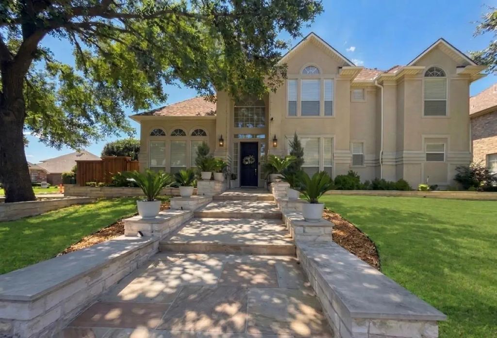 7301 Alandale Drive, Plano