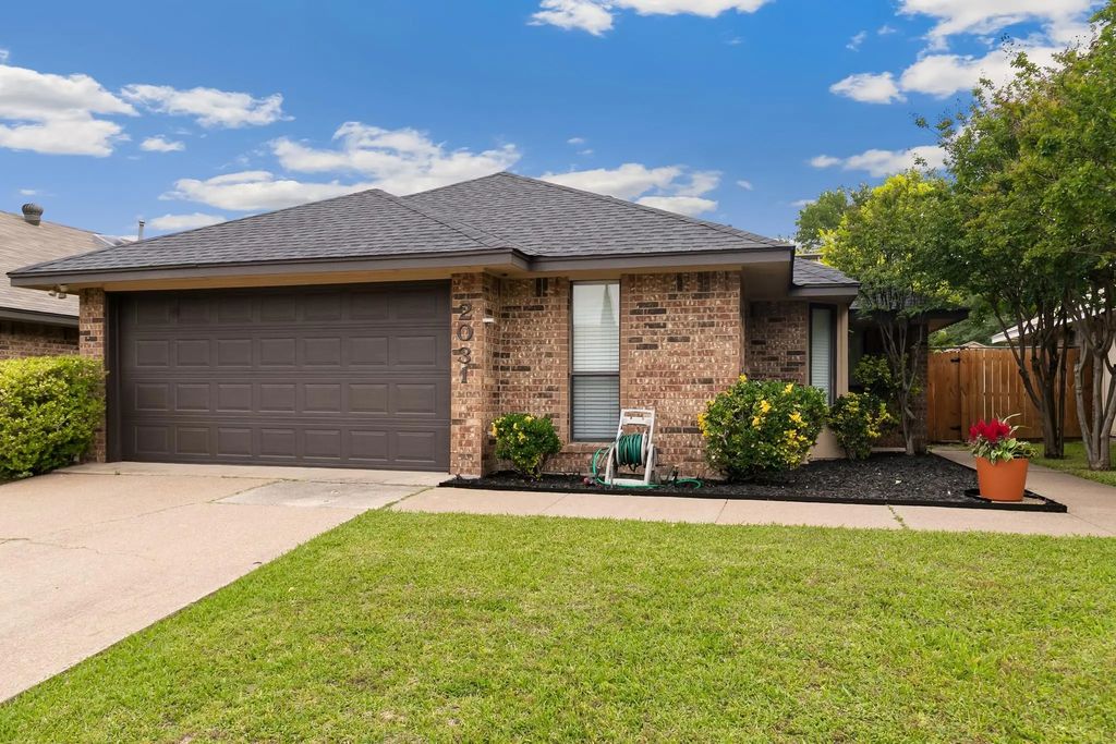 2031 Verlaine Drive, Carrollton