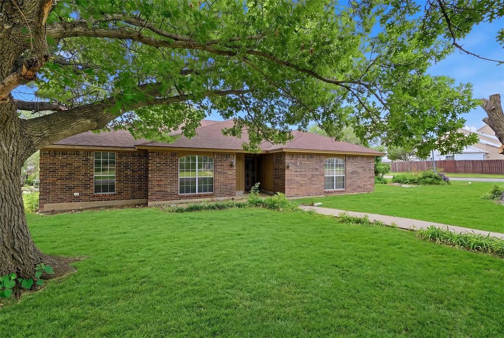 1838 W Taylor Street, Sherman