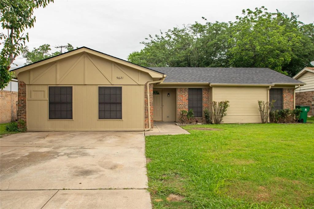 5621 Brent Drive, Haltom City