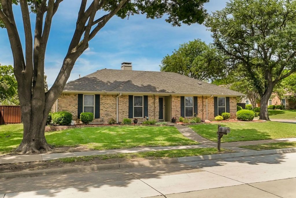 4401 Boston Drive, Plano